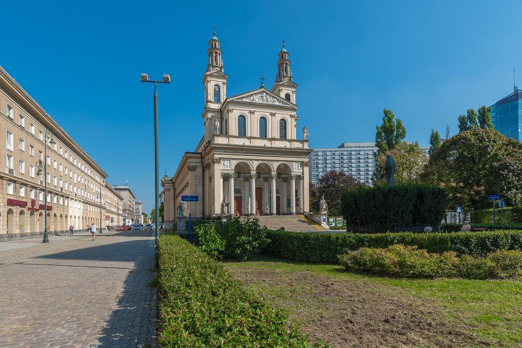 Plac Bankowy Serviced Apartments Warsaw Luaran gambar