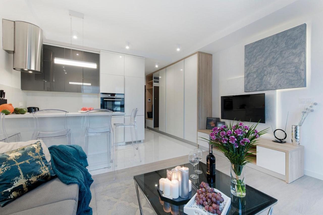 Plac Bankowy Serviced Apartments Warsaw Luaran gambar