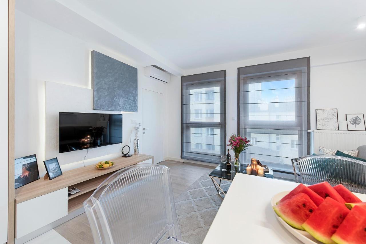 Plac Bankowy Serviced Apartments Warsaw Luaran gambar