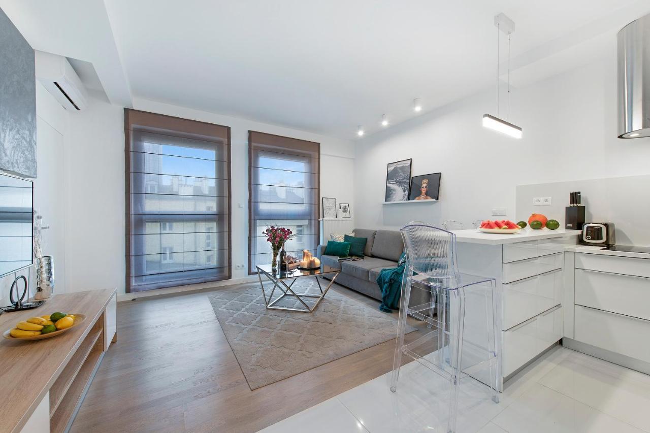 Plac Bankowy Serviced Apartments Warsaw Luaran gambar
